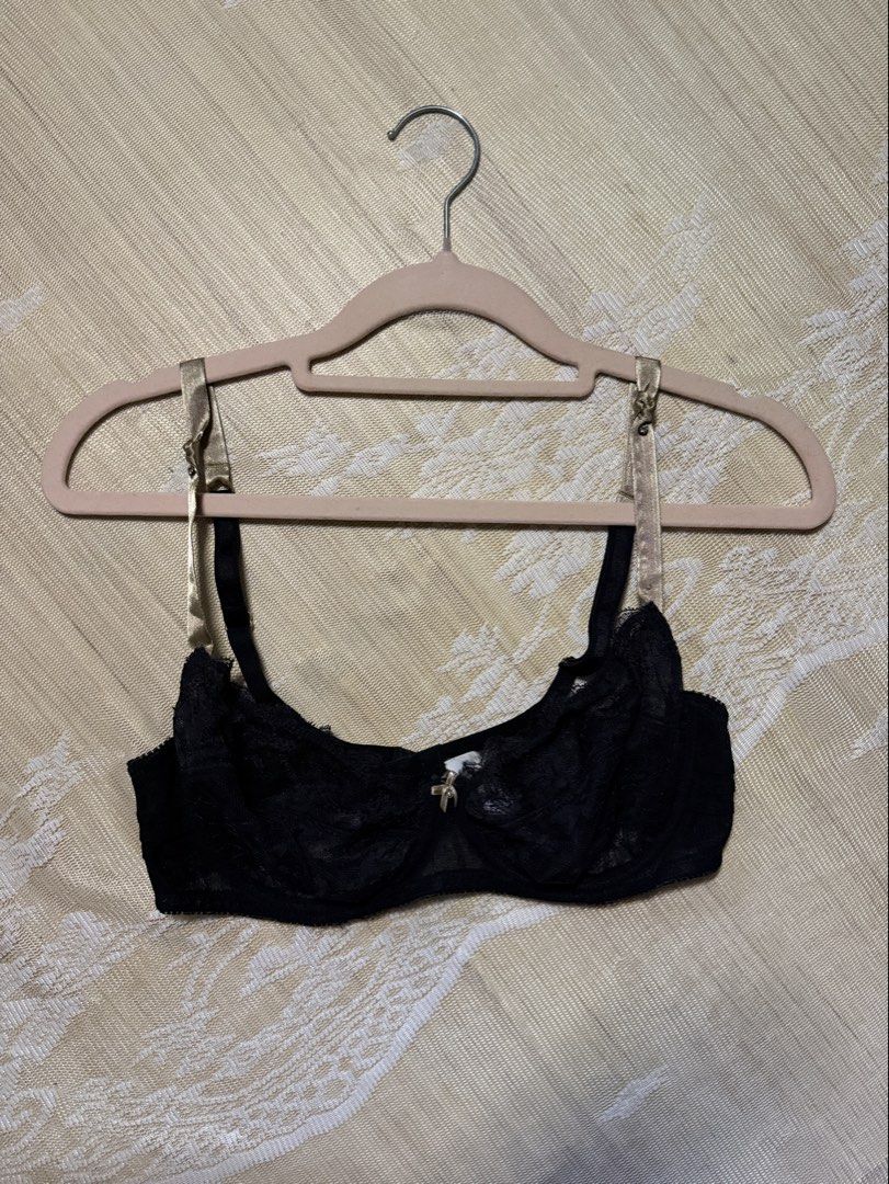 vintage etam lace bra (Category: Undergarments & Loungewear) located in Manila. Submitted by lovesgisele. (Listing ID 1465049295, Image 1). Description: cup D.