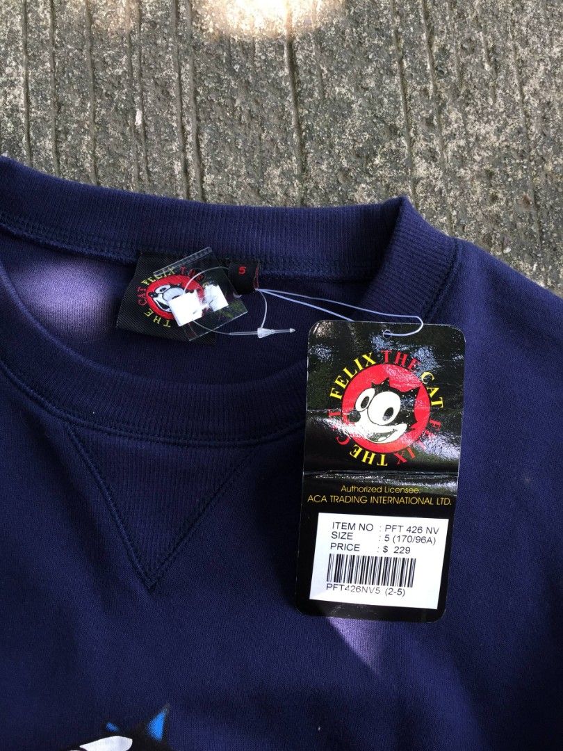 Vintage Felix The Cat (Category: Activewear) located in Calamba. Submitted by mysticcat-5ccee5 (Listing ID 1465050688, Image 2). Description: 📌Vintage Felix The Cat Dead Stock w/ Hangtag(Dated 2004) Size Medium Dimes📏 Length:28 Width:23 9/10 Cr Excellent Condition Need wash 💸999 Free Shipping.