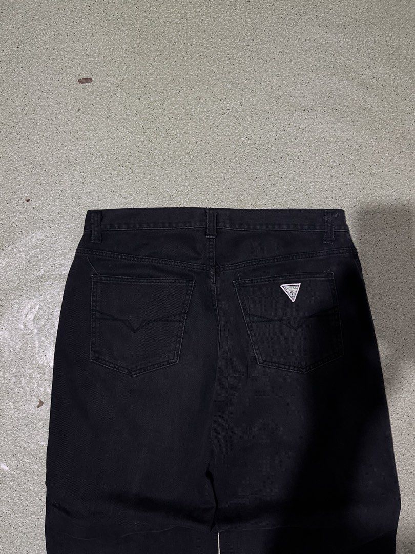 Vintage guess pants (Category: Jeans) located in Nagcarlan. Submitted by nashfrias (Listing ID 1465113340, Image 3). Description: Vintage guess pants Size • 36 Length • 43 Leghole • 9.5.