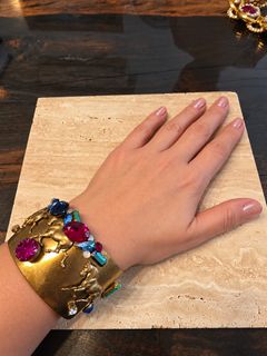 (Category: ) located in . Submitted by little.reddot.relics (Listing ID 1465169806, Image 1). Description: .