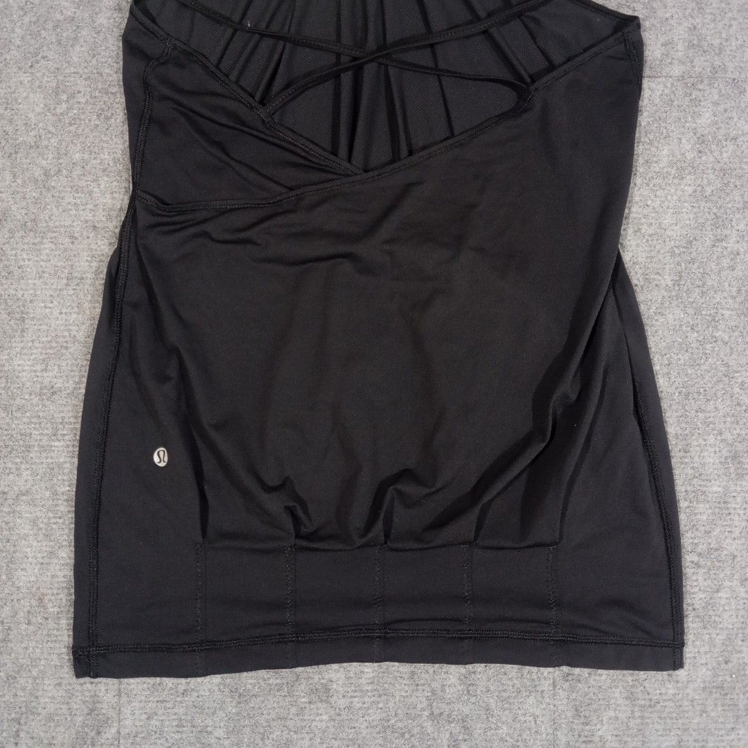 Vintage Lululemon Strappy Open Back Work Out Tank (Category: Activewear) located in Taguig. Submitted by sito. (Listing ID 1464995890, Image 2). Description: For sale! 📣 Vintage Lululemon Strappy Open Back Work Out Tank Specs and measurements: • Size Large • Length 30 inches Condition Details: • Flexible Fabric • Fitness Wearing • Authentic (Cut Tag) • Good Condition • Issue: None • Color rate: 10/10 • Overall Condition: 10/10 Asking Price: ~₱43