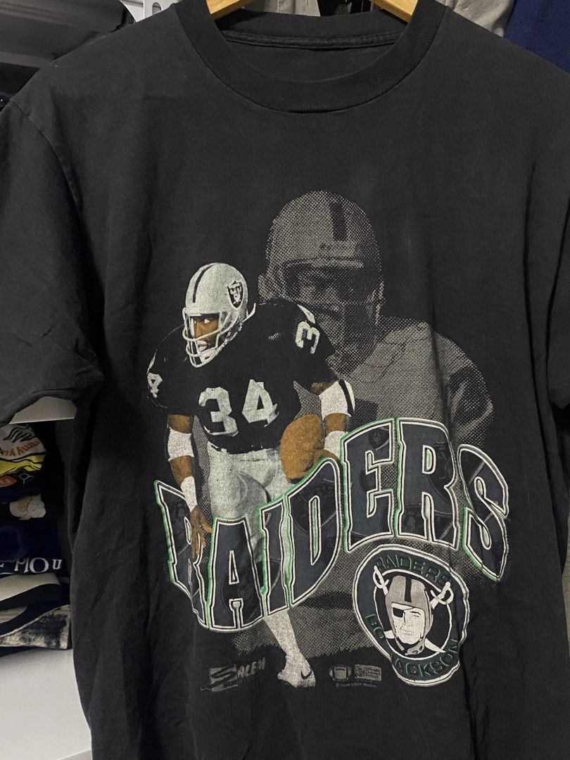 Vintage NFL Raiders Bo Jackson (Category: Tshirts & Polo Shirts ) located in Manila. Submitted by ds.ocxp (Listing ID 1465134304, Image 2). Description: 20x28 Hairine cracks Salem Cut Tag .