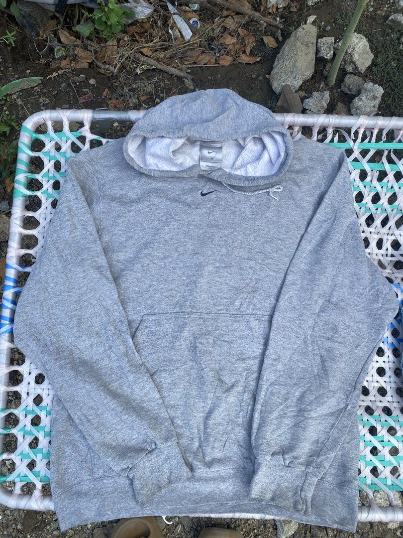 Vintage Nike midswoosh (Category: Vintage Collectibles) located in Digos. Submitted by jether_ukay (Listing ID 1465117138, Image 1). Description: Medium on tag No issue Color rate9.9/10 23x28 .