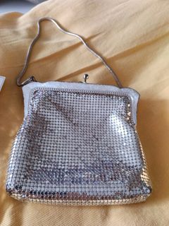 (Category: ) located in . Submitted by fallingintoplace (Listing ID 1465032821, Image 1). Description: .