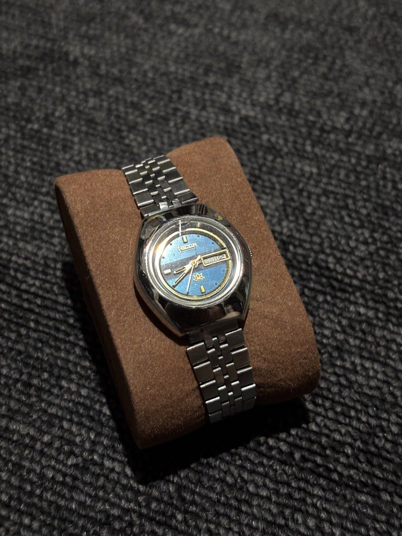 Vintage Ricoh Automatic Crystal (Category: Women's Watches) located in Bulacan. Submitted by thriftstarph (Listing ID 1465105807, Image 2). Description: PLEASE READ THE DESCRIPTION BELOW‼️ Vintage Ricoh Watch Women’s Watch Automatic No box From: Japan Note: Please expect some minor flaws since the item is vintage..