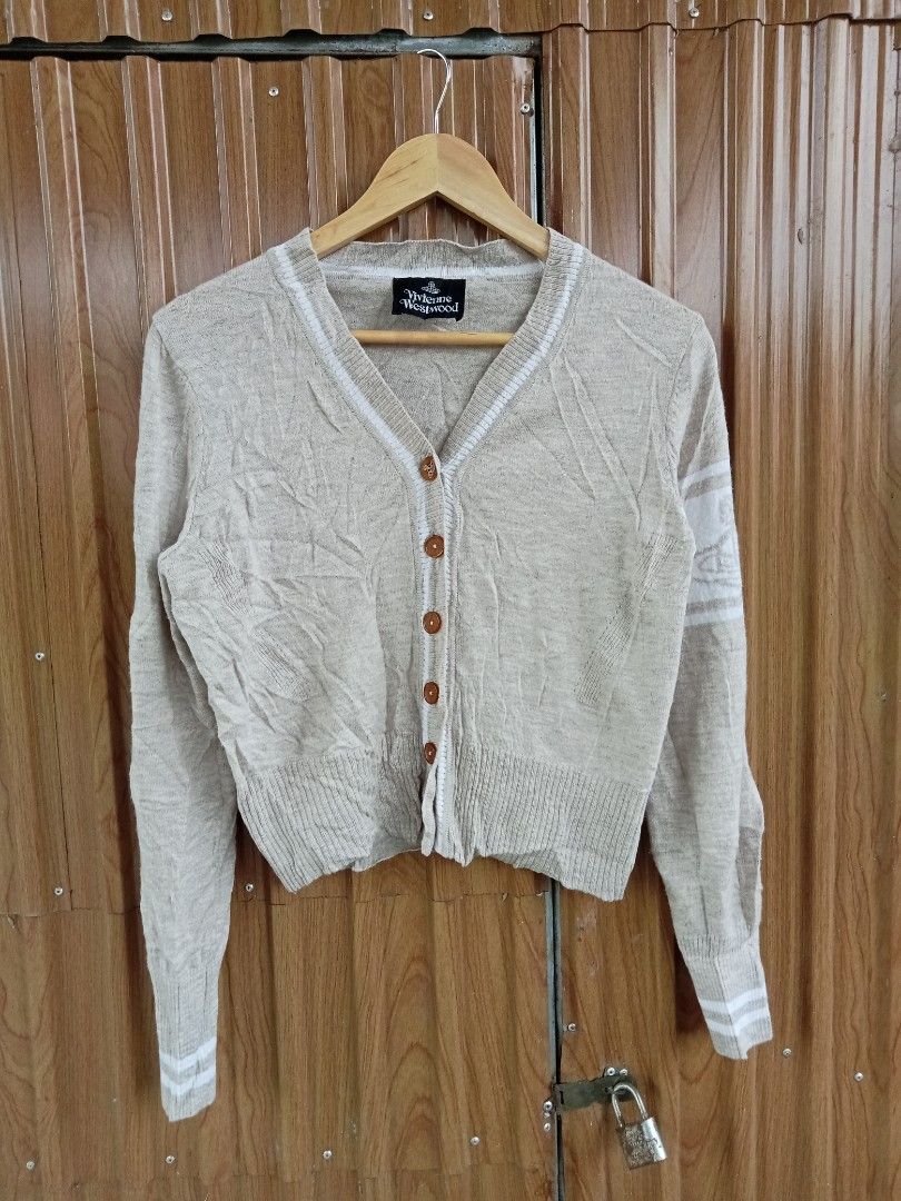 Vivienne Westwood cardigan (Category: Luxury Accessories) located in Manila. Submitted by chinoluxx (Listing ID 1465033501, Image 1). Description: Good asnew No issue Size small.