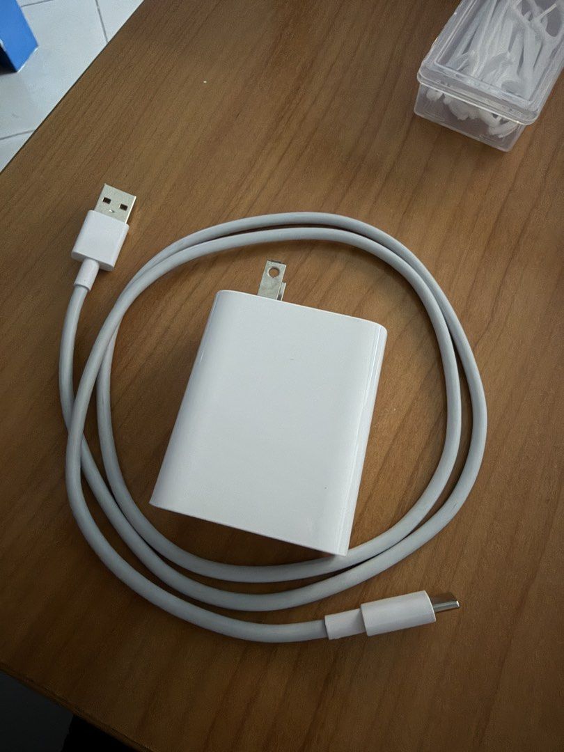 Vivo Flashcharge 90w (Category: Chargers & Cables) located in Davao. Submitted by pandapandita (Listing ID 1464990843, Image 1). Description: .