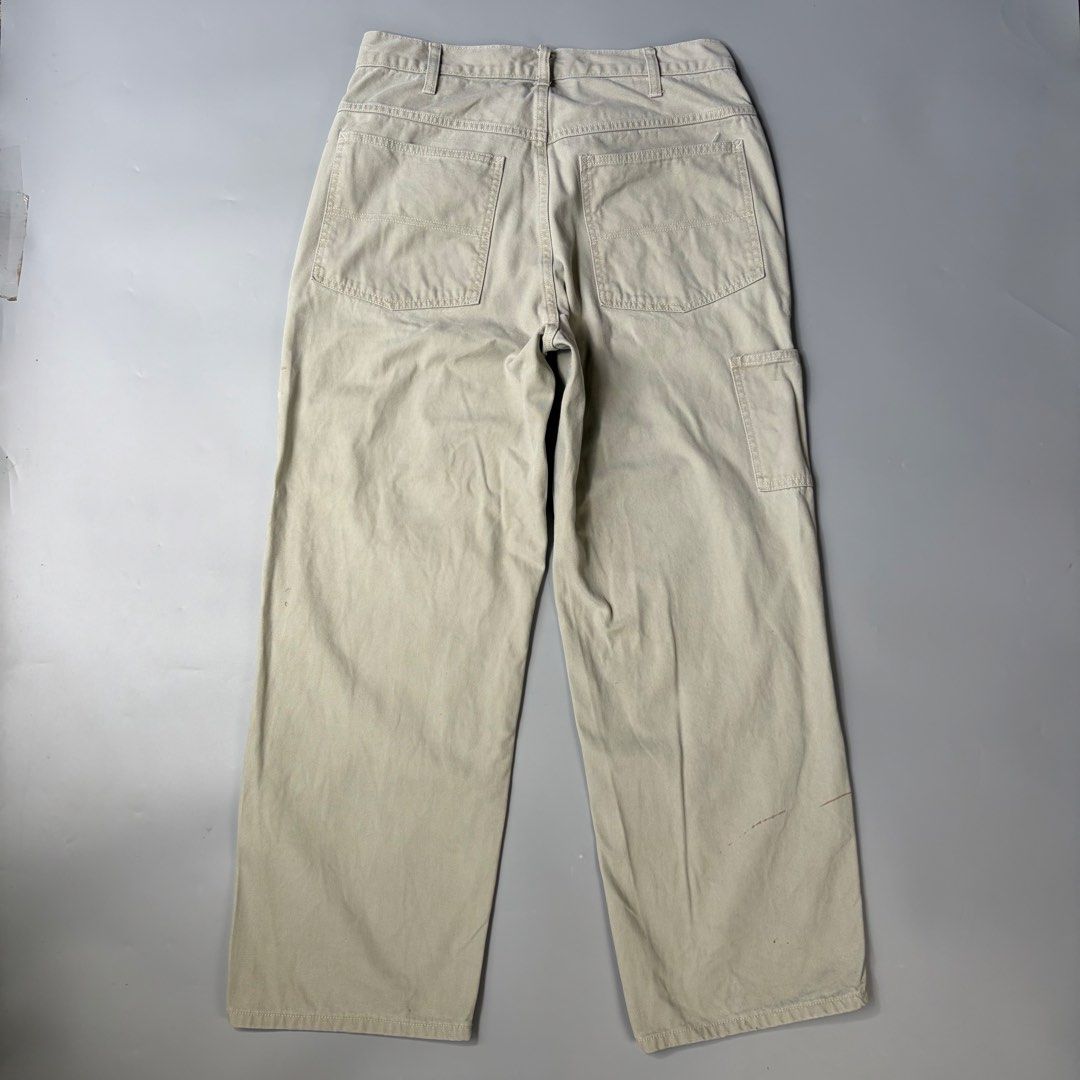 Vtg Gap Miner double-knee pants carpenter pants (Category: Jeans) located in Magalang. Submitted by luxgood18 (Listing ID 1465067350, Image 2). Description: Vtg Gap Miner double-knee pants carpenter pants They typically feature a rare, premium button-fly closure (similar to vintage Levi’s 501s Size 34 Length 40 Leg opening 9.5 In good condition All details are shown in the photos. Please check the pictures carefully for the item’s condition and d