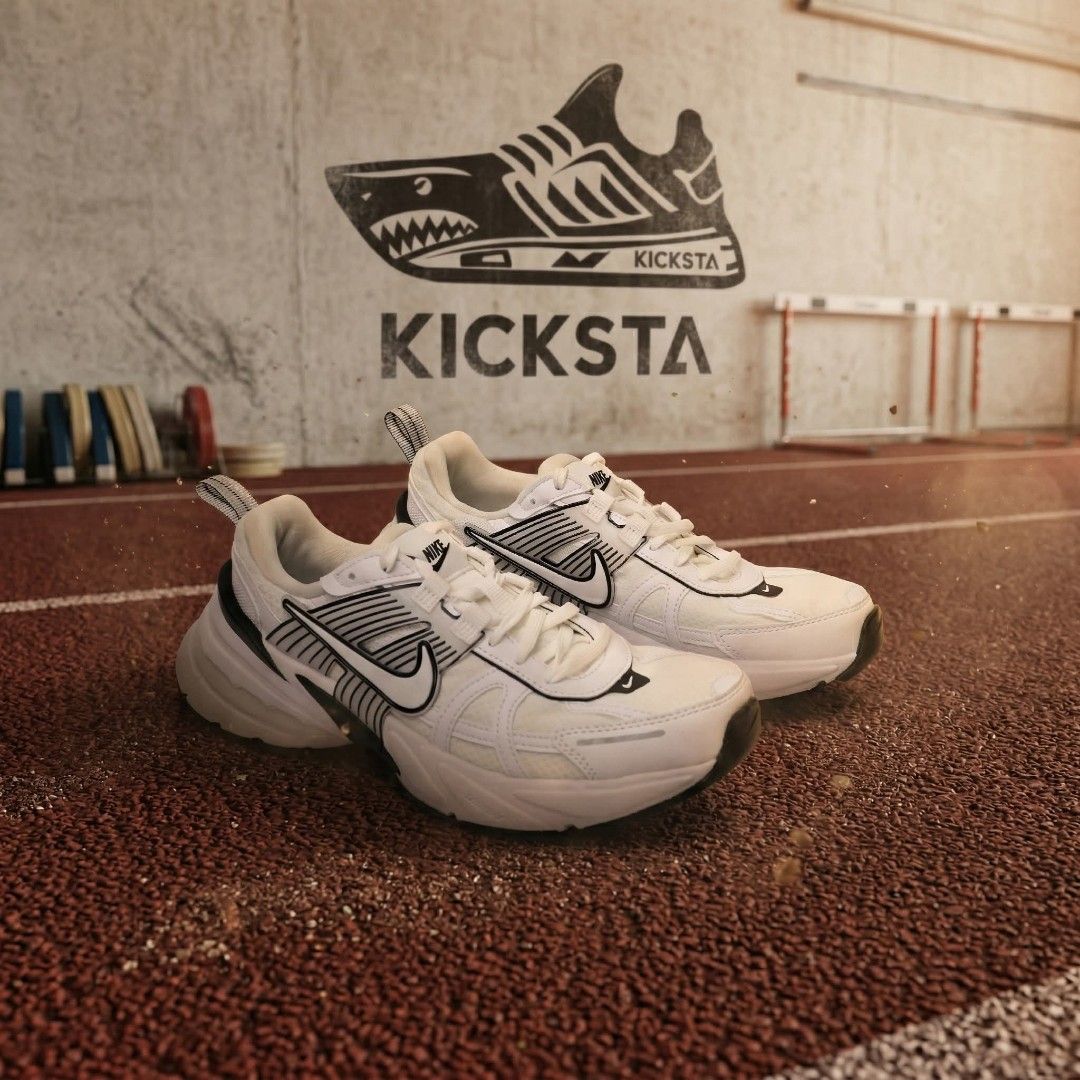 W Nike V2K Run HF5342 100 White Platinum (Category: Sneakers) located in Pasig City. Submitted by edie_boy25.27312 (Listing ID 1465040780, Image 1). Description: "🔥 W Nike V2K Run HF5342 100 White Platinum 🔥 SIZES AVAILABLE : 🚹 3.5US - 7US Men 🚺 5W - 8.5W Women 💸 SRP : Below SRP 💰 Our Price : Php 4,495 💯Every item we sell is 100% Legit, Original and Authentic ✨ 📦 🚚 We ship nationwide across the Philippines. For further assistance, feel f