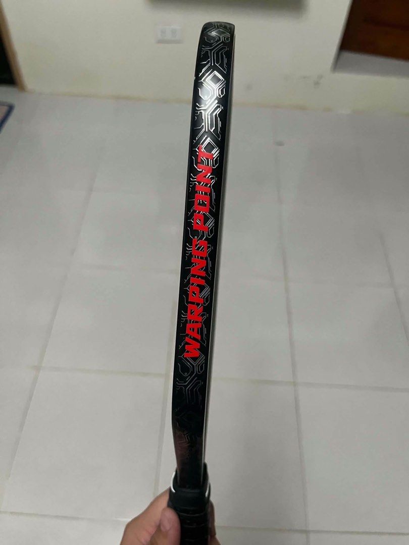 WARPING POINT NIGHT BLADE with paddle cover (Category: Other Sports Equipment and Supplies) located in Paranaque City. Submitted by real.playbois_wardrobe (Listing ID 1464990198, Image 3). Description: FS: WARPING POINT NIGHT BLADE with paddle cover 📌 Condition: • 3 months used • Has a chips/dents • No performance issues, still plays great 💰 RFS: DI TALAGA PARA SAKIN ANG PICKLE BALL ORIGINAL PRICE: ₱6,999 SELLING PRICE: ₱4,000 negotiable pa sa 