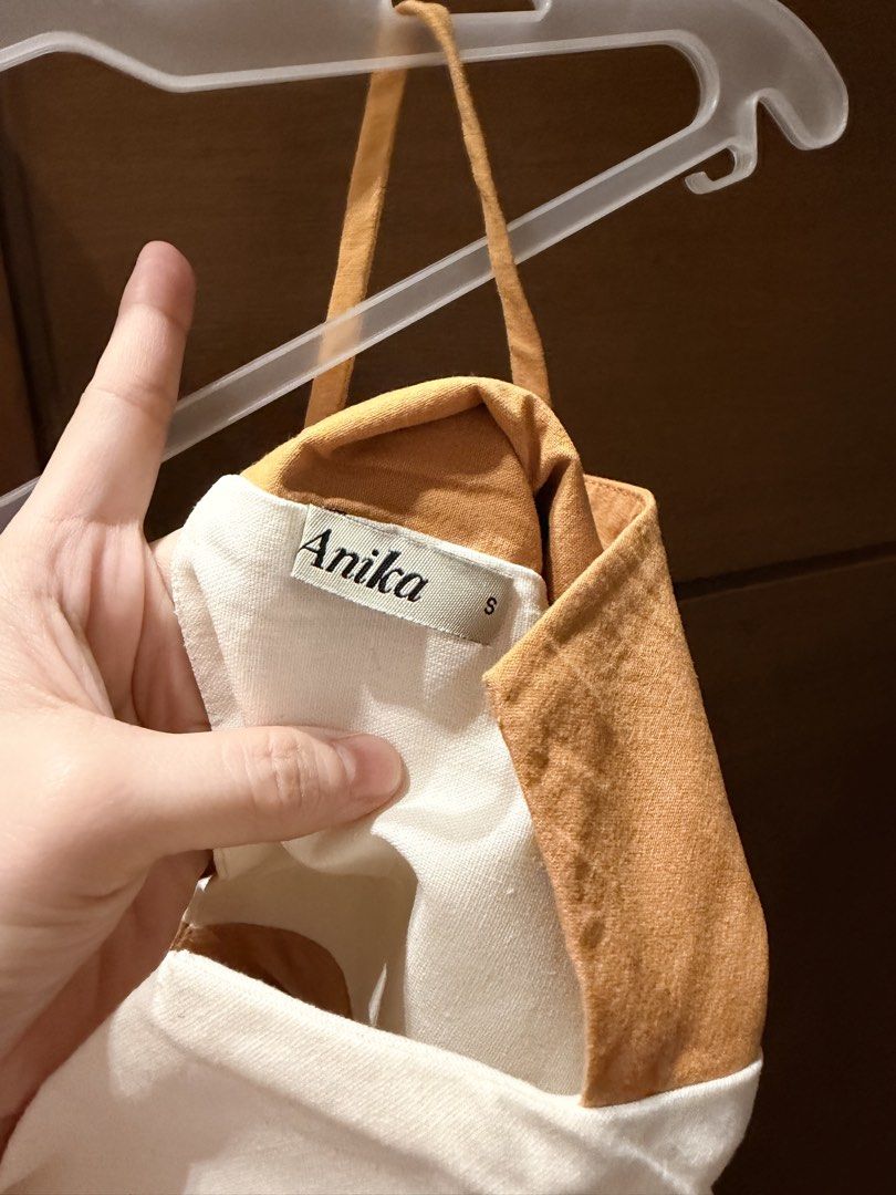 Wear Anika Indy Top (Category: Blouses) located in Marikina City. Submitted by nicasandoval (Listing ID 1465073076, Image 2). Description: USED ONCE ONLY.