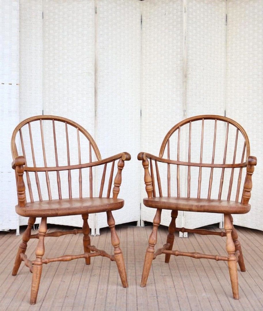 Windsor Accent Chair (Category: Chairs) located in Meycauayan. Submitted by marygracecasimiro (Listing ID 1465072024, Image 3). Description: JAPAN SURPLUS FURNITURE "STELLAS FURNITURE" 2PCS WINDSOR ACCENT CHAIRS SOLID WOOD Size 22.20L x 17.5W x 17SH x 34H in inches (AS-IS ITEM) *Minimal Scratch Only IN GOOD CONDITION💚.