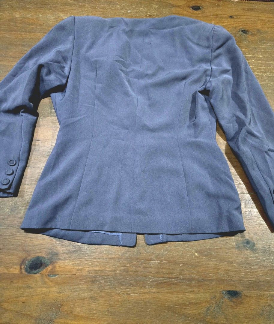 Women's blazer (Category: Coats, Jackets and Outerwear) located in Manila. Submitted by oki.ukay (Listing ID 1465095382, Image 2). Description: color: light violet.