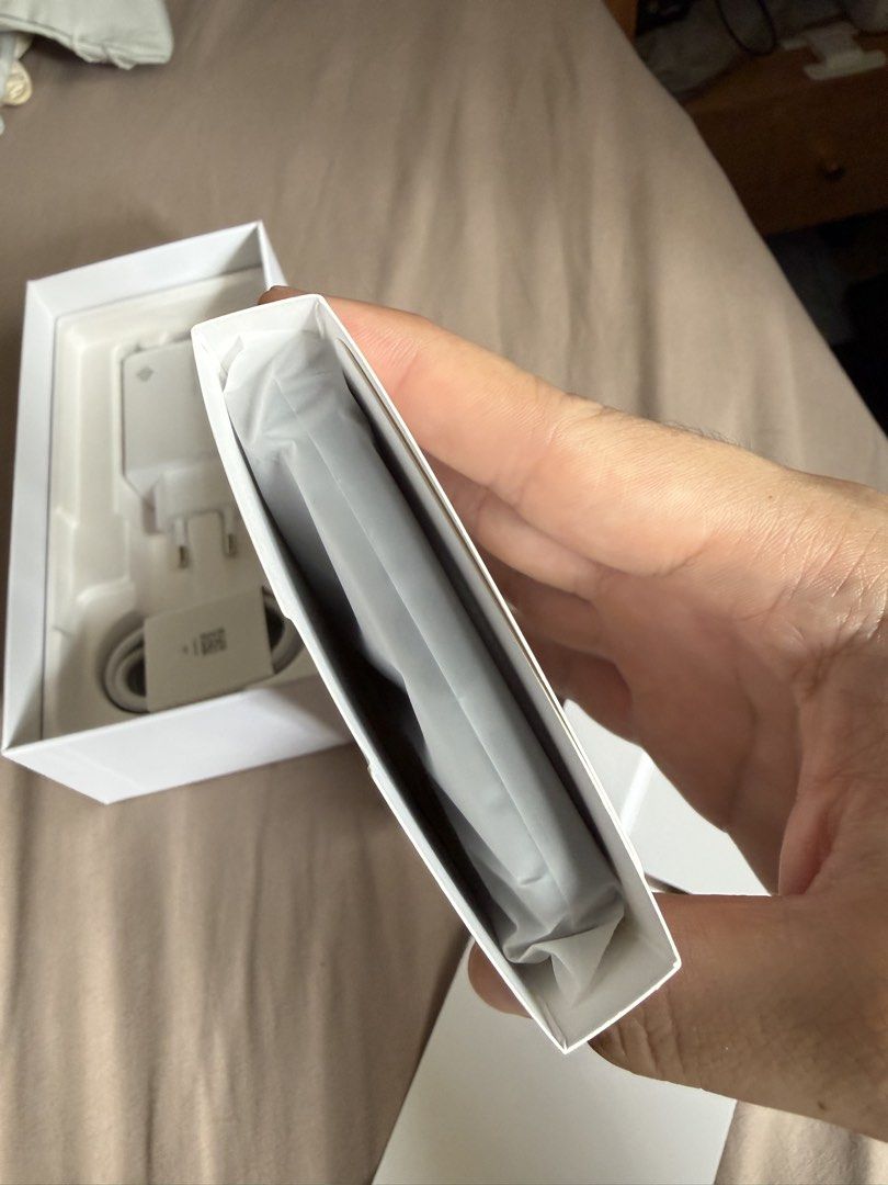 Xiaomi Redmi note 17 pro max 256gb (Category: Xiaomi) located in Manila. Submitted by mimis_junkyard (Listing ID 1464980558, Image 2). Description: This is such a steal! This was a pr gift to me from Xiaomi. We just had to take photos of the unit 🖤 You can check all you want upon meet up. Good as new 100% unused accessories Meet up: megamall / glorietta / katip / marcos hway.