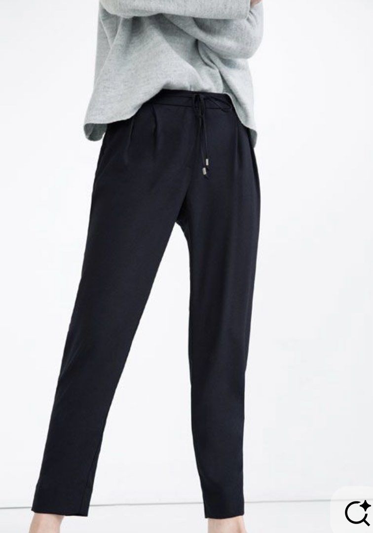 ZARA Loose Navy blue Trouser (Category: Other Bottoms) located in Paranaque City. Submitted by famsale2016 (Listing ID 1465062529, Image 1). Description: Likenew ✨ Size S but can fit up to L - Stretchable, runs big .
