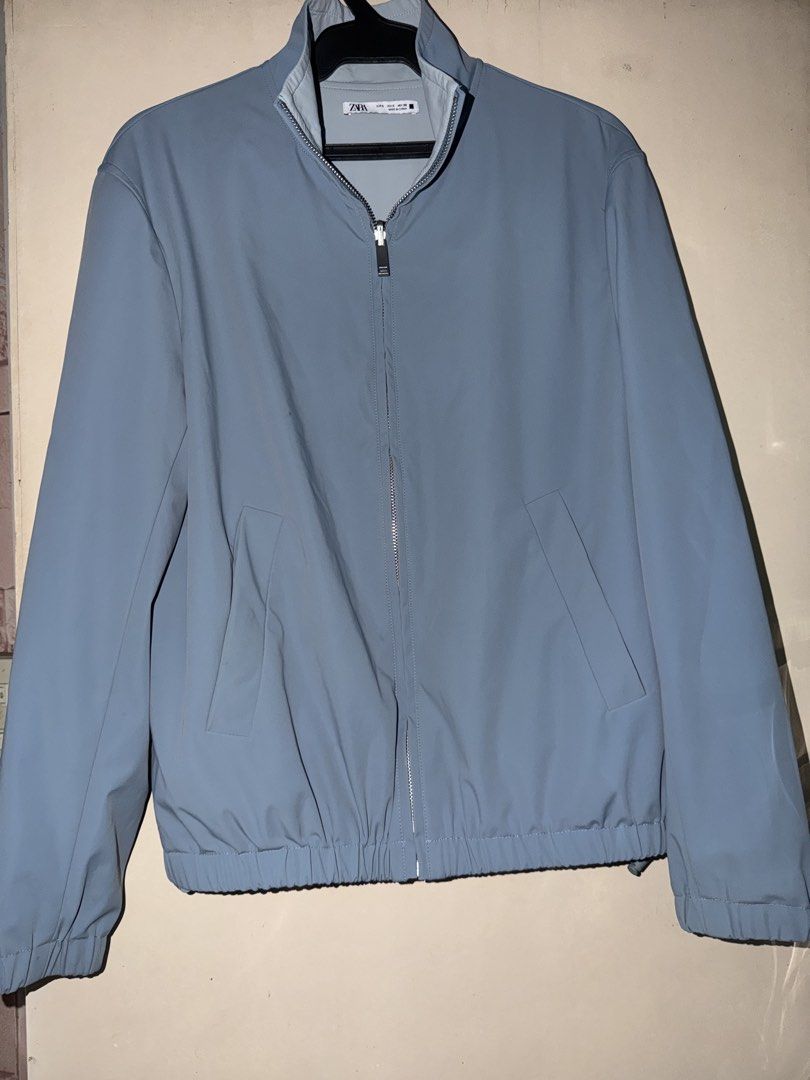 Zara Outdoor Jacket (Category: Coats, Jackets and Outerwear) located in Imus. Submitted by marshharrier (Listing ID 1465028944, Image 1). Description: Zara Technical Jacket, outdoor jacket.