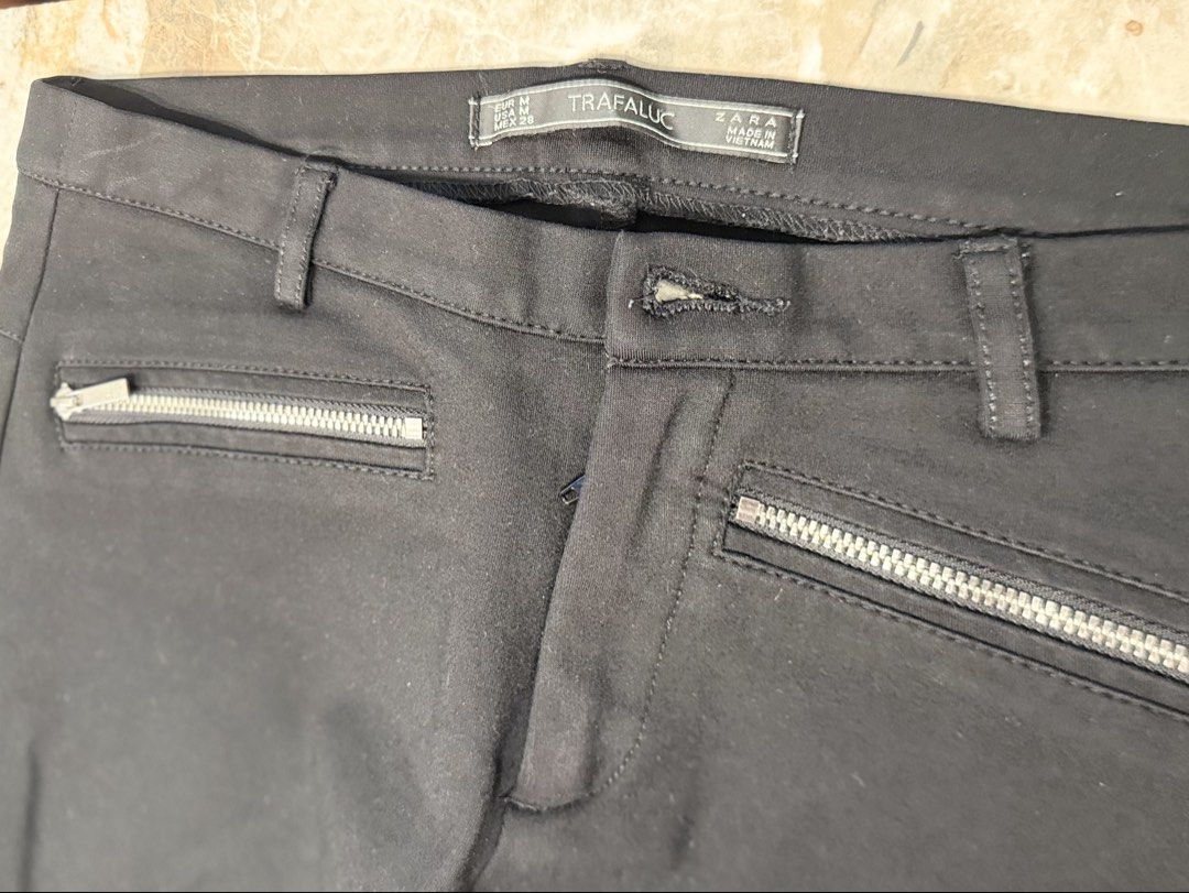 ✨ AUTHENTIC ZARA TRAFALUC ADJUSTABLE ANKLE-ZIP MOTO PANTS ✨ (Category: Jeans) located in Makati City. Submitted by fpled (Listing ID 1465054593, Image 2). Description: ✨ AUTHENTIC ZARA TRAFALUC ADJUSTABLE ANKLE-ZIP MOTO PANTS ✨• Size Medium (US M / EUR M / MEX 28) • Fits 27”–29” Waist • Expandable Zip Hems Zara Trafaluc! Crafted from a structured, high-density stretch fabric that sculpts your silhouette while remaining super comfortable all day. 