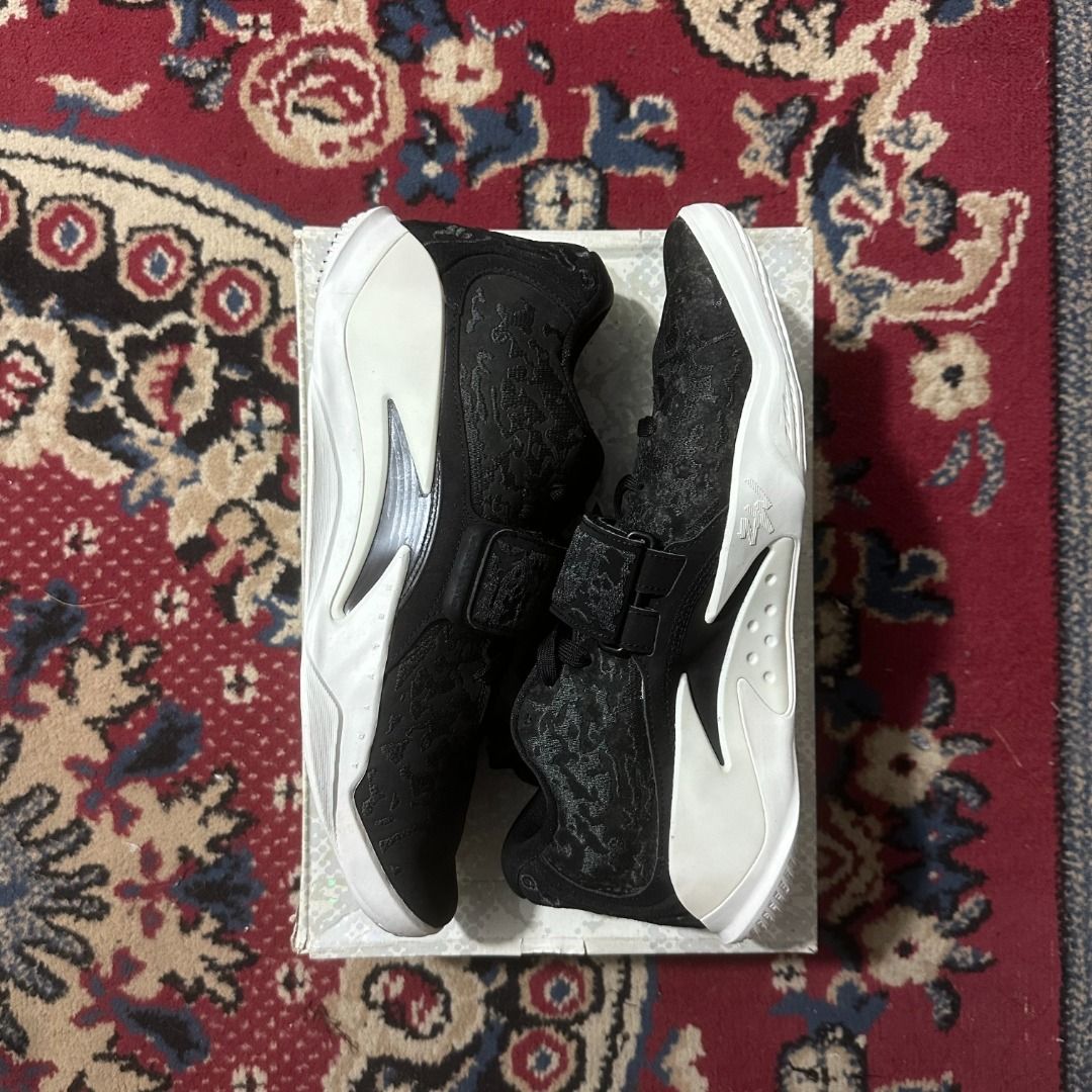 Zion 3 (Category: Sneakers) located in Caloocan City. Submitted by pulito.streetwear (Listing ID 1465114235, Image 1). Description: Jordan Zion 3 size 10 used.