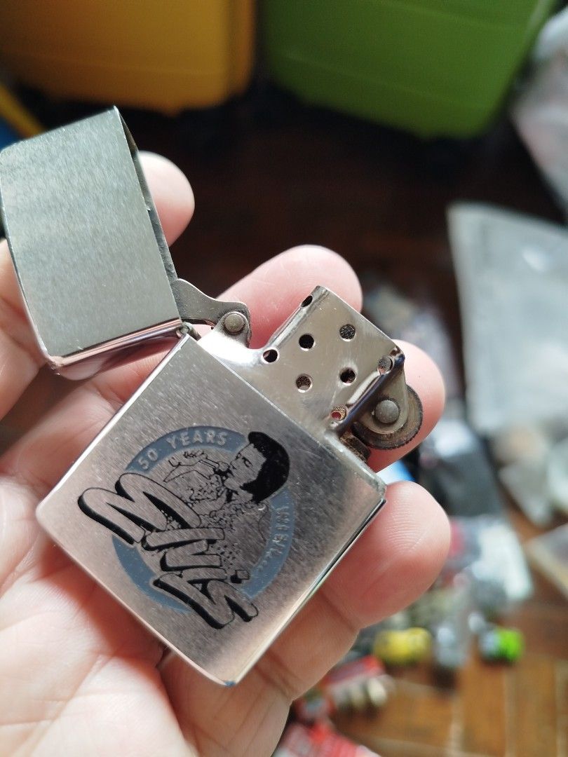 Zippo lighter Elvis Presley (Category: Home Improvement Tools & Accessories) located in Quezon City. Submitted by toys_r_here (Listing ID 1465034367, Image 3). Description: 50th aniv ni Elvis Presley with case 6k lighter flints 1300 lahat GOOD FOR GIFT AND COLLECTION as is po Good condition First to pay gets the item pa check nalng sa pic yun condition pm me for questions ship pwede lalamove or jnt qc and marikina area.