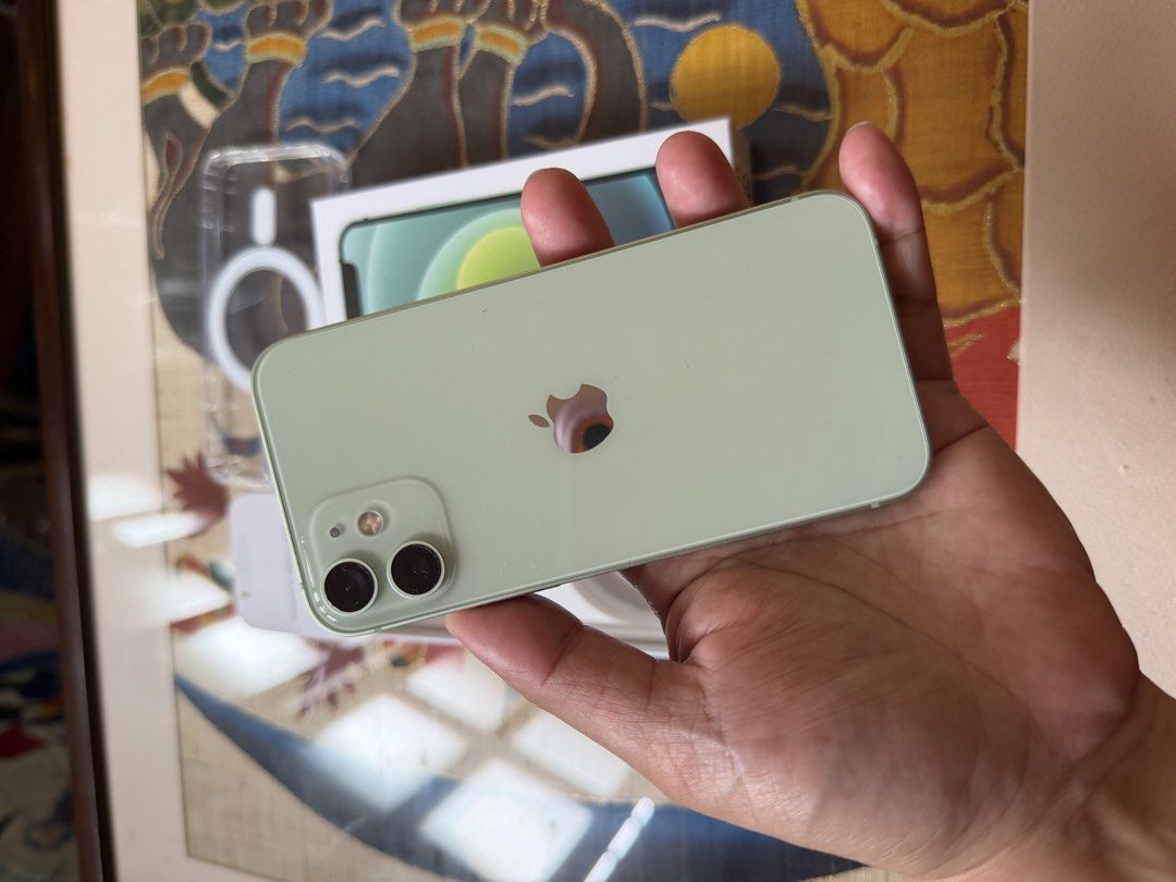 12mini 128GB SMARTLOCK (Category: iPhone 12 Series) located in Pasay City. Submitted by kittymeangel (Listing ID 1459513909, Image 3). Description: Sale or swap 12mini 128gb Smartlock Palit batt orig No issue Smooth and presentable Unli check Unli reset Unit Case Cord Box.