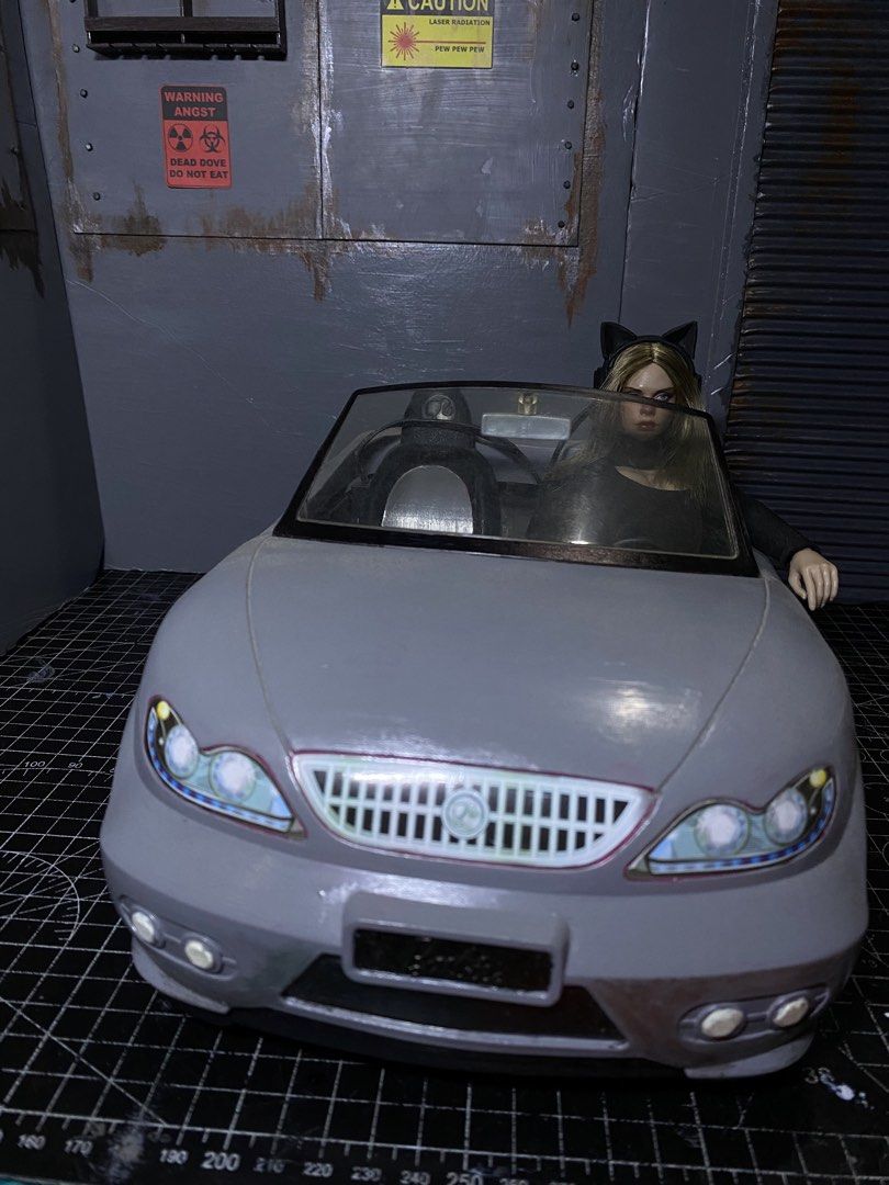 1/6 scale car (Category: Vehicle & Diecast Models) located in Quezon City. Submitted by dormammucinder (Listing ID 1459617314, Image 2). Description: 1/6 scale car - 350 - kasya 1/6 scale - painted Gcash QC area.