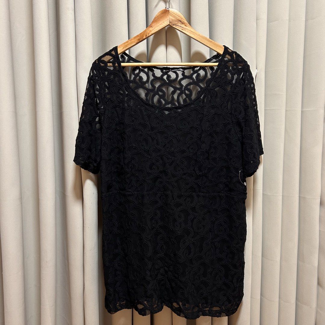 2XL-3XL Black Lace Top (Category: Blouses) located in Rizal. Submitted by from99abovecloset (Listing ID 1459502107, Image 1). Description: CODE:033 Size: 2XL-3XL Armhole (laid flat):13” Bust (around): 52”-56” Length (laid flat): 32” Soft lace | loose | with lining.