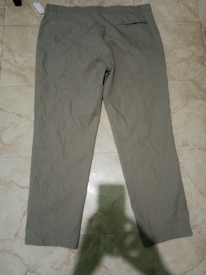 32 degree Cool performance activewear Golf Pants. (Category: Other Sports Equipment and Supplies) located in Dasmarinas. Submitted by francoprancisco (Listing ID 1459559221, Image 2). Description: 32 degree Cool performance activewear Golf Pants. 39-40W x 41L. dimes fastdry/lighweight comfort quality fabric./stretchble as new cond 550 plus sfee.