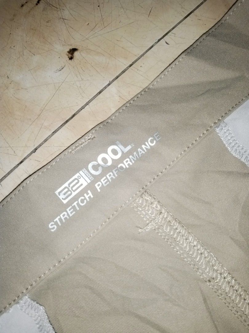 32 degree Cool performance activewear Golf Pants. (Category: Other Sports Equipment and Supplies) located in Dasmarinas. Submitted by francoprancisco (Listing ID 1459559221, Image 3). Description: 32 degree Cool performance activewear Golf Pants. 39-40W x 41L. dimes fastdry/lighweight comfort quality fabric./stretchble as new cond 550 plus sfee.
