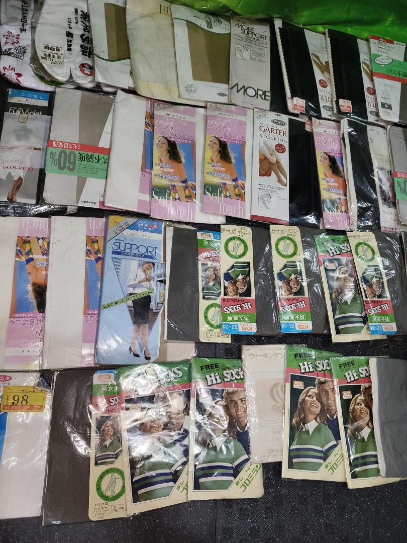 40PCS ASSORTED STOCKINGS (Category: Looking For) located in Manila. Submitted by reascheyss51406 (Listing ID 1459580191, Image 2). Description: .