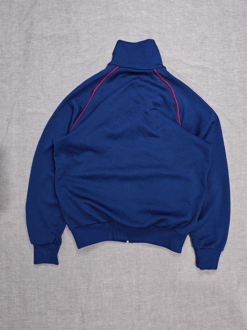 70s adidas hirakata track jacket (Category: Coats, Jackets and Outerwear) located in Baguio. Submitted by used_clothing2600 (Listing ID 1459625231, Image 2). Description: 70s adidas hirakata track jacket verygood condition minimal signs of usage size large pit to pit 22 length 26 1500.