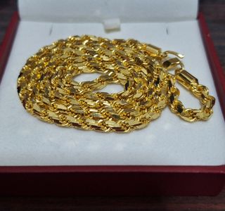 (Category: ) located in . Submitted by pristinecollections (Listing ID 1459613522, Image 1). Description: .