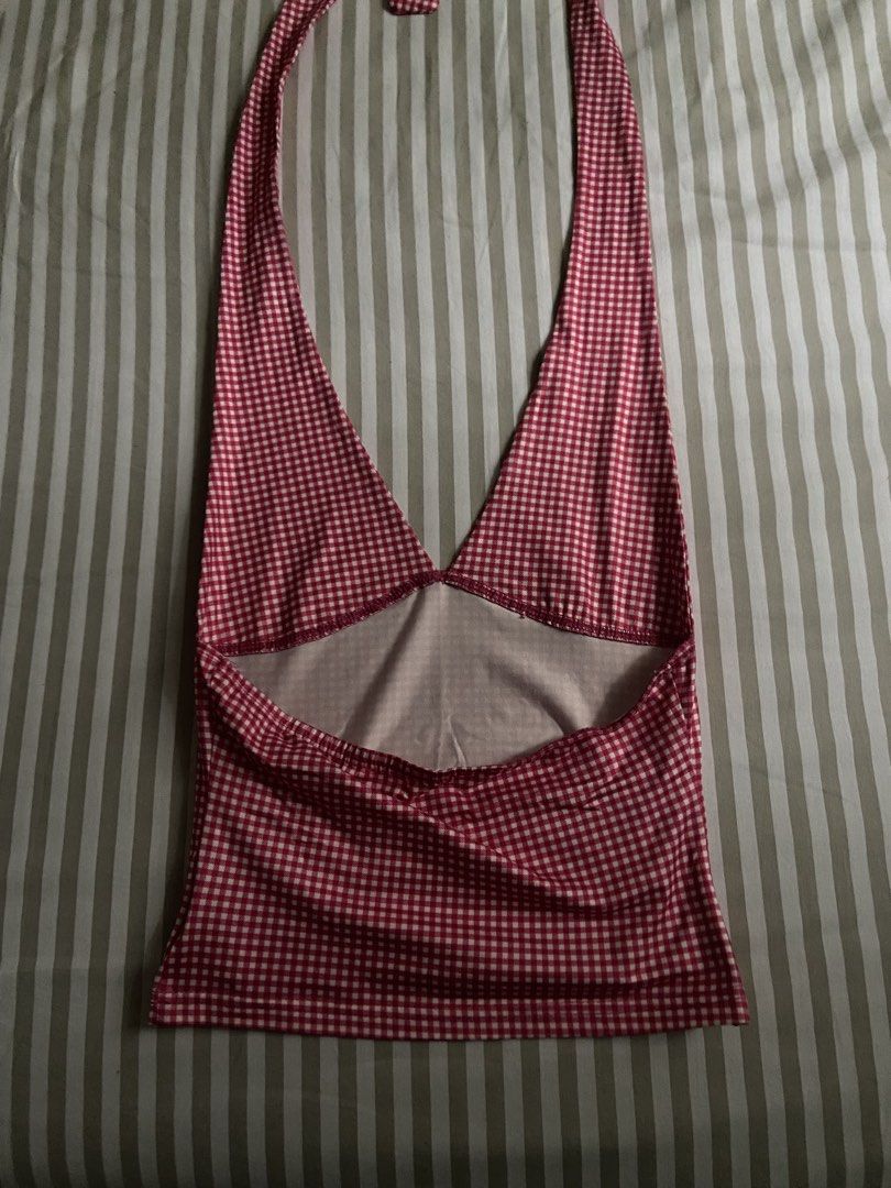 red gingham v-neck top (s) (Category: Blouses) located in Makati City. Submitted by louslyfits (Listing ID 1459553014, Image 2). Description: good condition used 1x small bpi qr code payment delivery by jrs or grab.