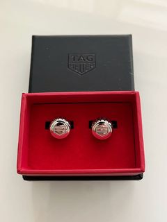 （分類：）位於 。 由 High.Horology 提交（商品編號 1459516332，圖片 1）。簡介： 。