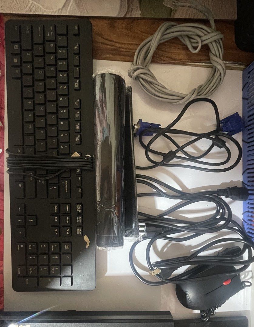 - (WORKING) OLD DESKTOP COMPUTER FOR SALE (Category: Desktops) located in Quezon City. Submitted by keyemol (Listing ID 1459597323, Image 3). Description: - (WORKING) OLD DESKTOP COMPUTER FOR SALE —₱4,000 ONLY! Specs: • Intel Core i5 3rd Gen • 4GB RAM • 500GB HDD • 19” Wide Monitor (DELL) • Class B condition • Good for basic school/work tasks, browsing, documents, etc. Selling Price: ₱4,000 ONLY Selling as-is. • Good option for students looking f