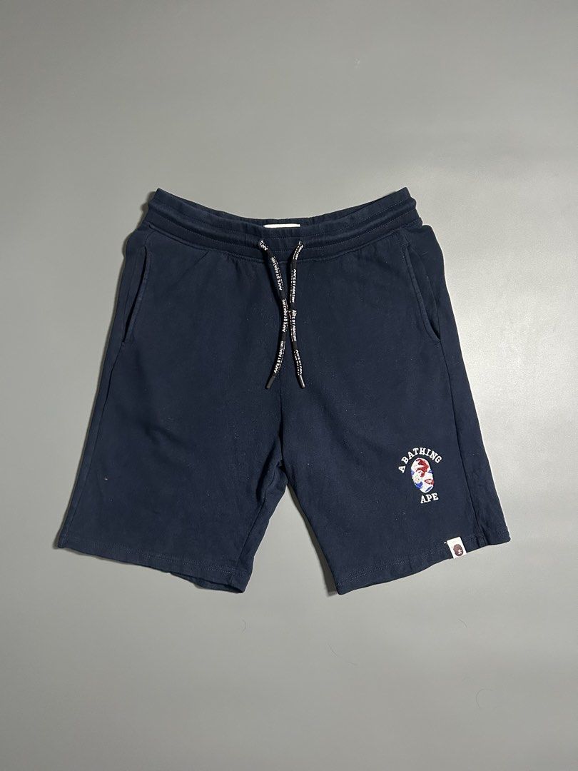 A Bathing Ape Sweatshorts (Category: Shorts) located in Manila. Submitted by tnt_wrldwide (Listing ID 1459647188, Image 1). Description: .