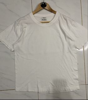 (Category: ) located in . Submitted by thrift.cartel (Listing ID 1459665547, Image 1). Description: .