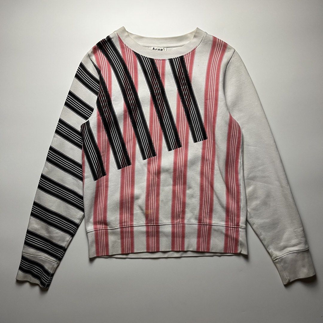Acne Studios Verina W Stripe (Category: Coats, Jackets and Outerwear) located in Manila. Submitted by streetsavvy (Listing ID 1459585637, Image 1). Description: Acne Studios Verina W Stripe Size: Medium Width: 20” Length: 26” Shoulder: 16” Sleeve Length: 25” Hem: 17” measured in inches Condition: Very good condition with signs of wear Flaw: Barely noticeable yellow stain Made in Portugal 80% Cotton 20% Polyester .