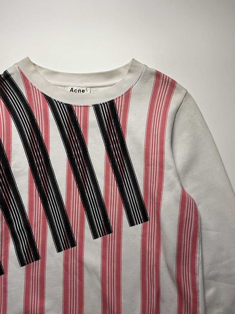 Acne Studios Verina W Stripe (Category: Coats, Jackets and Outerwear) located in Manila. Submitted by streetsavvy (Listing ID 1459585637, Image 3). Description: Acne Studios Verina W Stripe Size: Medium Width: 20” Length: 26” Shoulder: 16” Sleeve Length: 25” Hem: 17” measured in inches Condition: Very good condition with signs of wear Flaw: Barely noticeable yellow stain Made in Portugal 80% Cotton 20% Polyester .