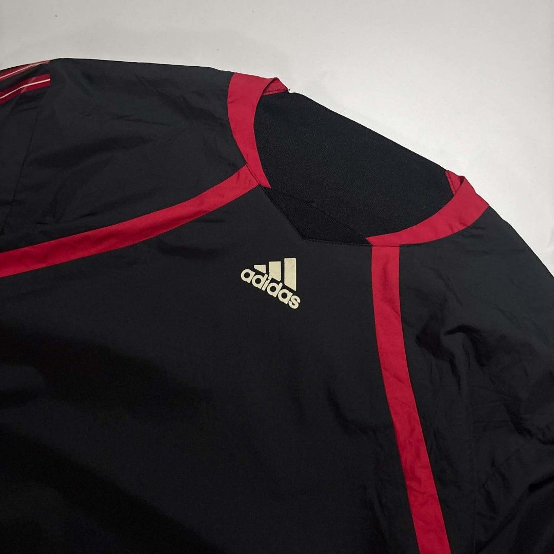 Adidas Formotion Windbreaker Jacket (Category: Coats, Jackets and Outerwear) located in San Pablo. Submitted by refitsph (Listing ID 1459671861, Image 3). Description: - Width: 25.5 - Length: 32 - Legit / Authentic - Flawless - Already Washed and Ready to Wear.