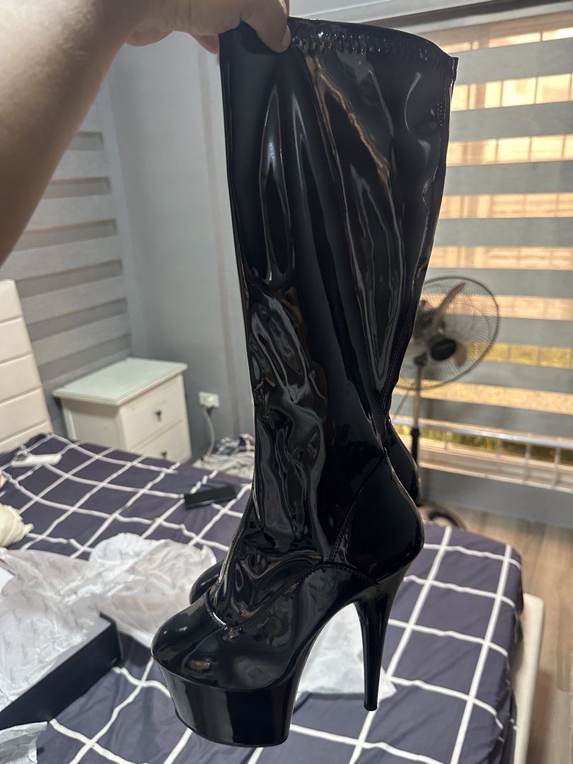 ADORE-2000 BLACK STRAIGHT PATENT, 7" HEELS (Category: Boots) located in Angono. Submitted by shoewy (Listing ID 1459492672, Image 3). Description: ADORE-2000 BLACK STRAIGHT PATENT, 7” HEELS - Shiny black knee-high boots - Very high stiletto heel - Thick platform sole - Patent leather look material - Zipper closure on the inside leg - Ideal for dancing or costumes.