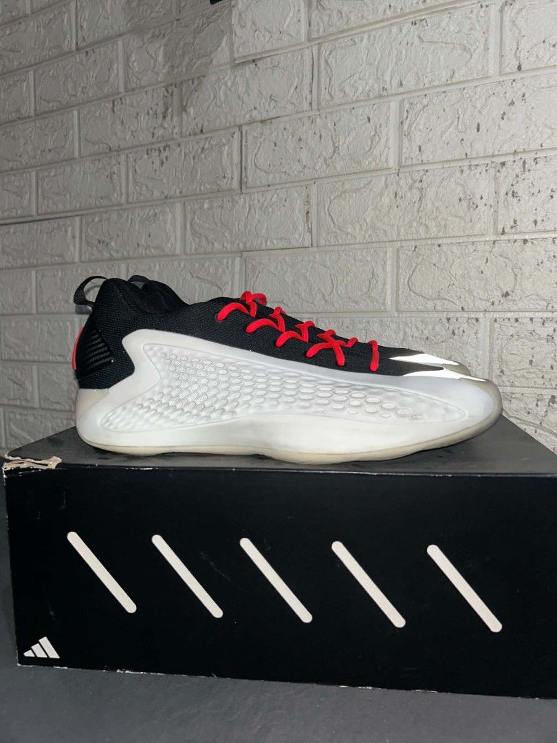 Ae 1 "stormtrooper" (Category: Sneakers) located in Manila. Submitted by dylanhits0413 (Listing ID 1459625555, Image 1). Description: Bought last year used as spare .