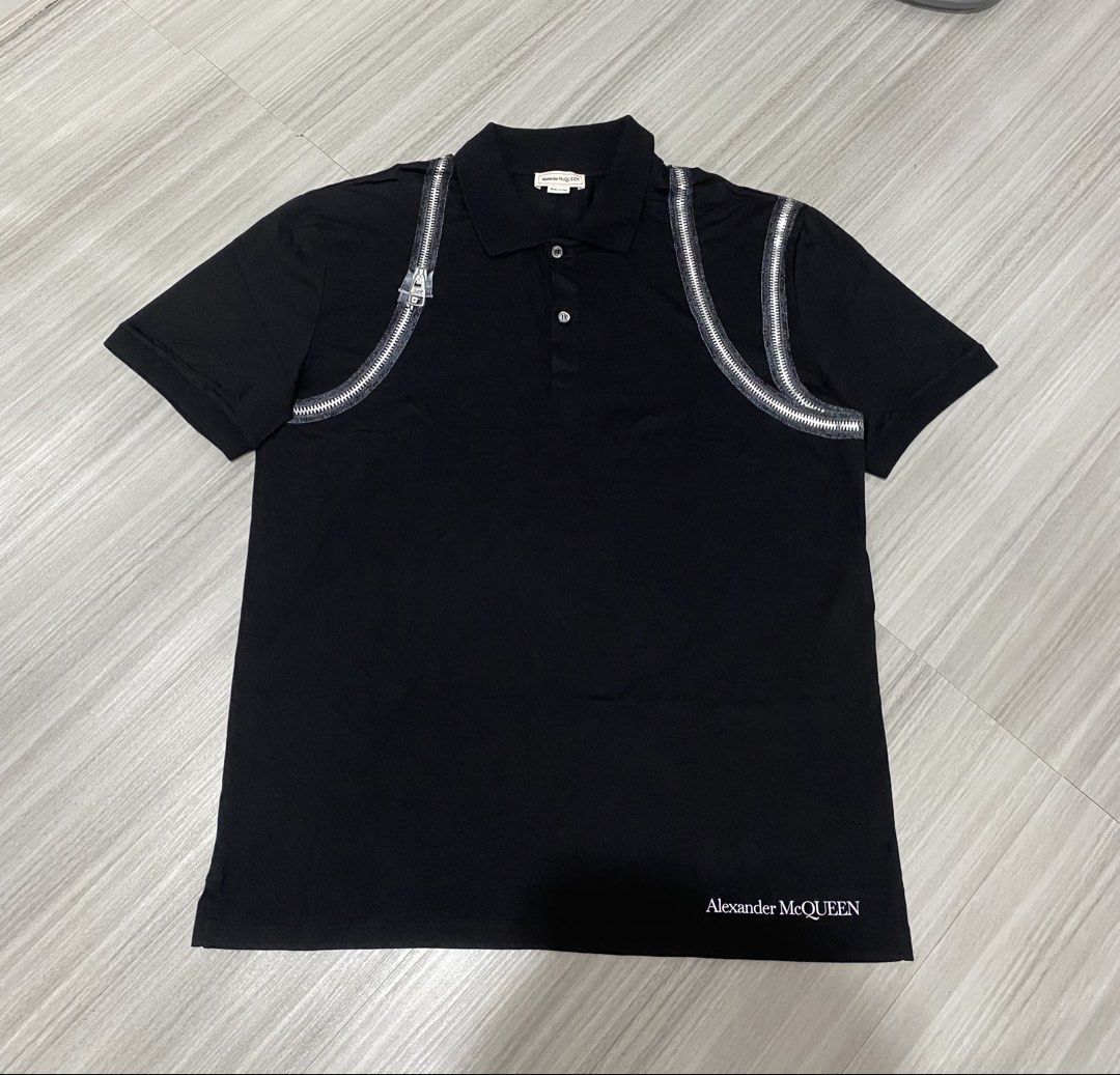 Alexander mcqueen (Category: Tshirts & Polo Shirts ) located in Manila. Submitted by vizcarrach03925 (Listing ID 1459638871, Image 1). Description: .