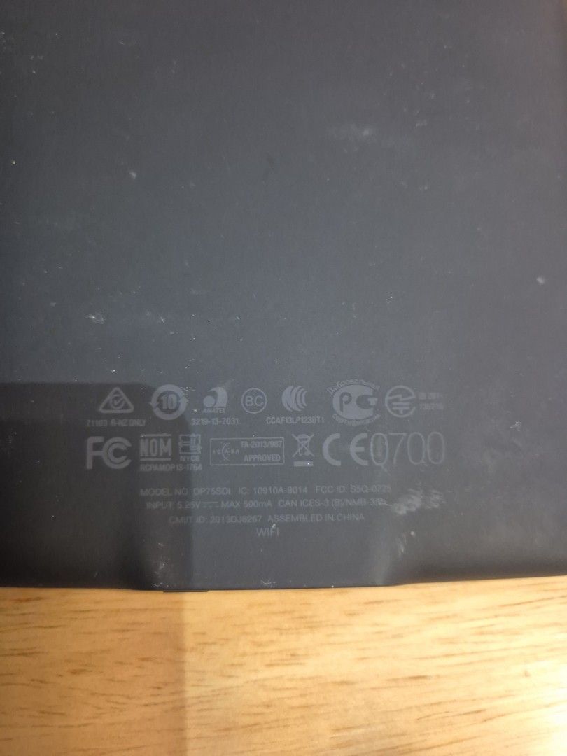 Amazon Kindle e-reader (Category: E-Readers) located in Singapore. Submitted by miamamma (Listing ID 1459511864, Image 3). Description: - Amazon Kindle e-reader (Model DP75SDI) - WiFi enabled - Ideal for reading on the go - Sold as is.