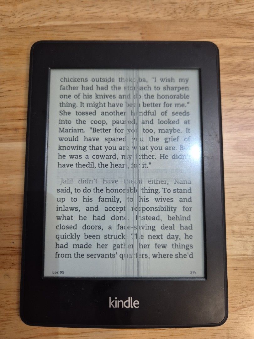 Amazon Kindle e-reader (Category: E-Readers) located in Singapore. Submitted by miamamma (Listing ID 1459511864, Image 2). Description: - Amazon Kindle e-reader (Model DP75SDI) - WiFi enabled - Ideal for reading on the go - Sold as is.