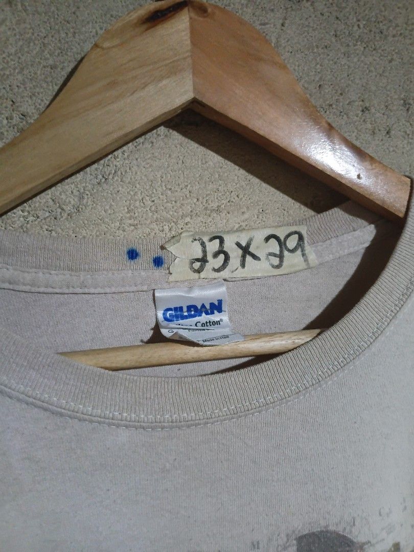 Animal tee (Category: Activewear) located in Manila. Submitted by lando271117 (Listing ID 1459624474, Image 3). Description: datails on picture.