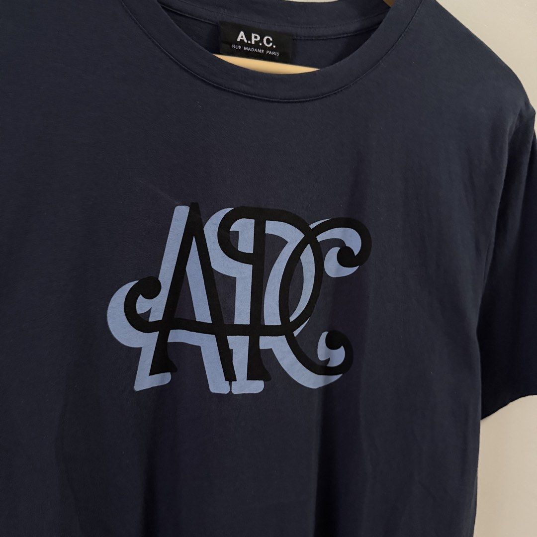 A.P.C Cursive Design Logo (Category: Tshirts & Polo Shirts ) located in Paniqui. Submitted by justyntrouves (Listing ID 1459514613, Image 2). Description: (Legit/ Authentic✅) Tag Size: Small (Dimensions in inches) Width: 19.5 Length: 28 Condition: 9/10 Buyer will shoulder the shipping fee. Check all photos before purchasing. For any questions, feel free to ask..