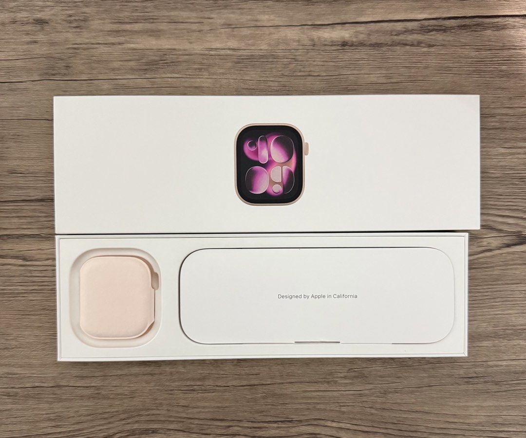 Apple Watch Series 11 (Category: Other Gadgets) located in San Fernando. Submitted by jjraymond16 (Listing ID 1459621694, Image 3). Description: Apple Watch Series 11 GPS 46mm – Rose Gold Aluminum ✨ Apple Watch Series 11 📱 GPS | 46mm GPS 🌸 Rose Gold Aluminum Case 🤍 Starlight Sport Band – M/L 📦 Complete with box 💰 Price: ₱19,000 ✔️ Authentic Apple ✔️ Clean and beautiful condition ✔️ Perfect for personal use or gift ✔️ Actual photos posted ✔️ 