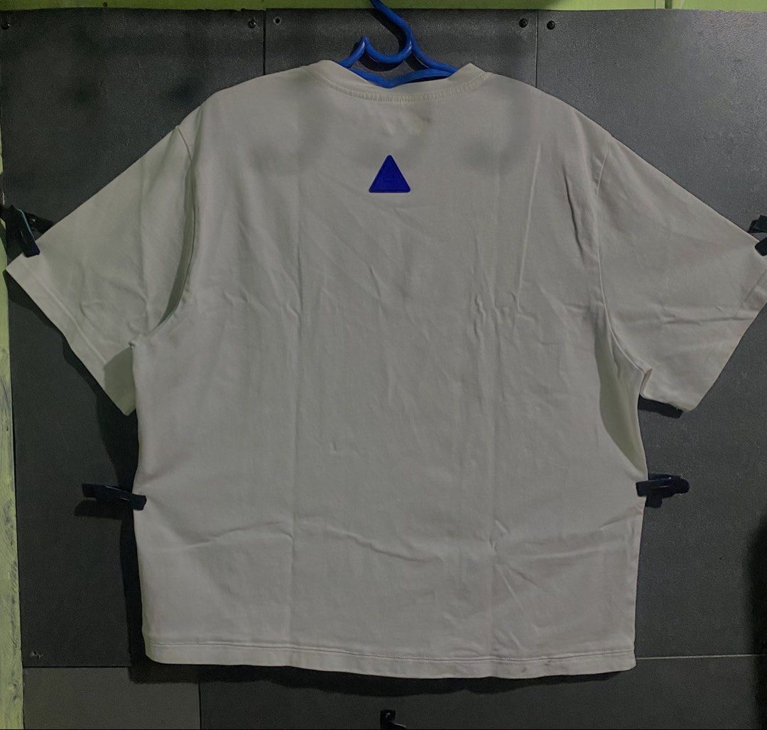 ARCH Graphic Boxy shirt (Category: Tshirts & Polo Shirts ) located in Iba. Submitted by gotmethrift (Listing ID 1459627749, Image 2). Description: Heavy cloth Width: 23 Length: 27 Issue: minimal stain (not sure kung washable).
