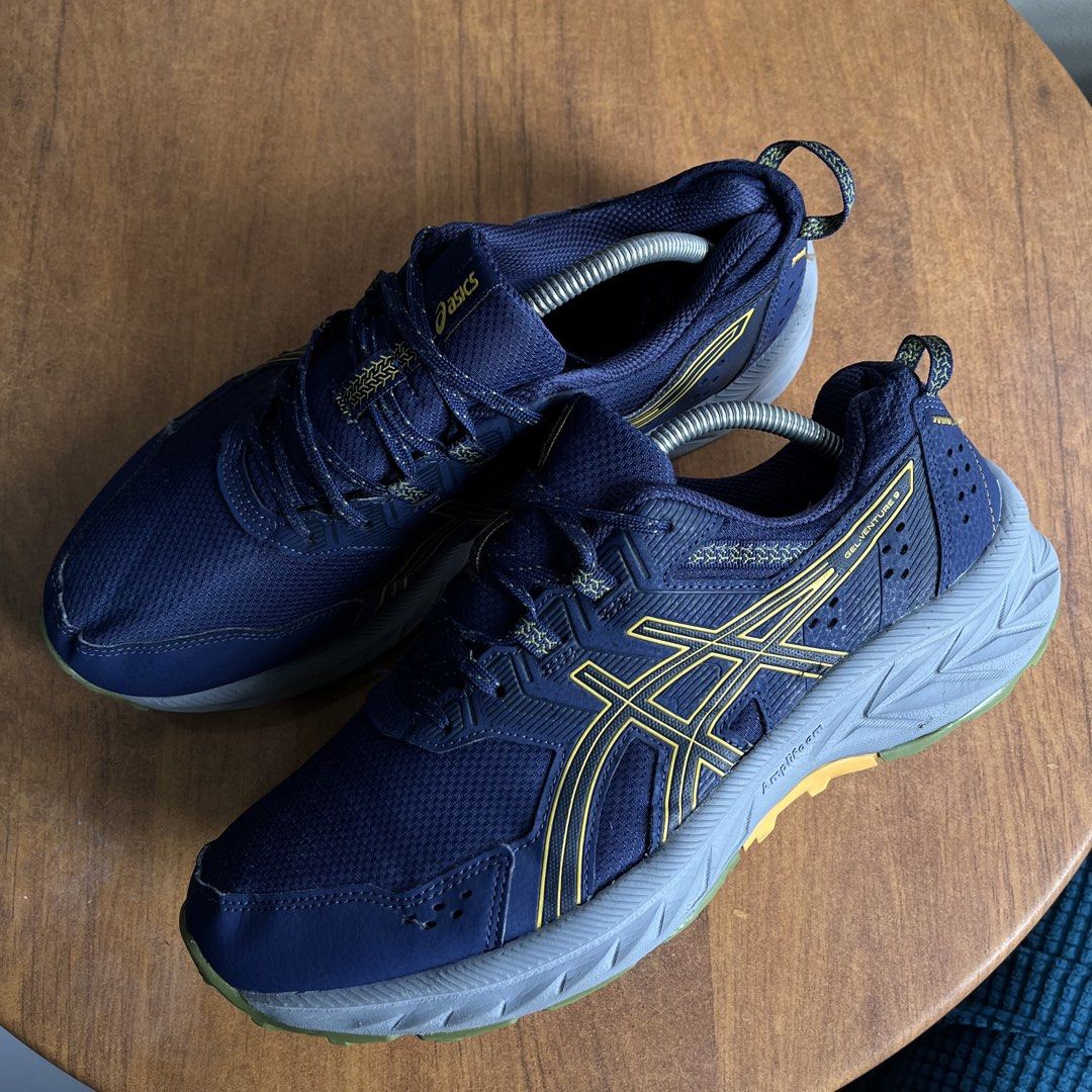 Asics blue (Category: Sneakers) located in Polomolok. Submitted by thriftyl (Listing ID 1459553048, Image 1). Description: .