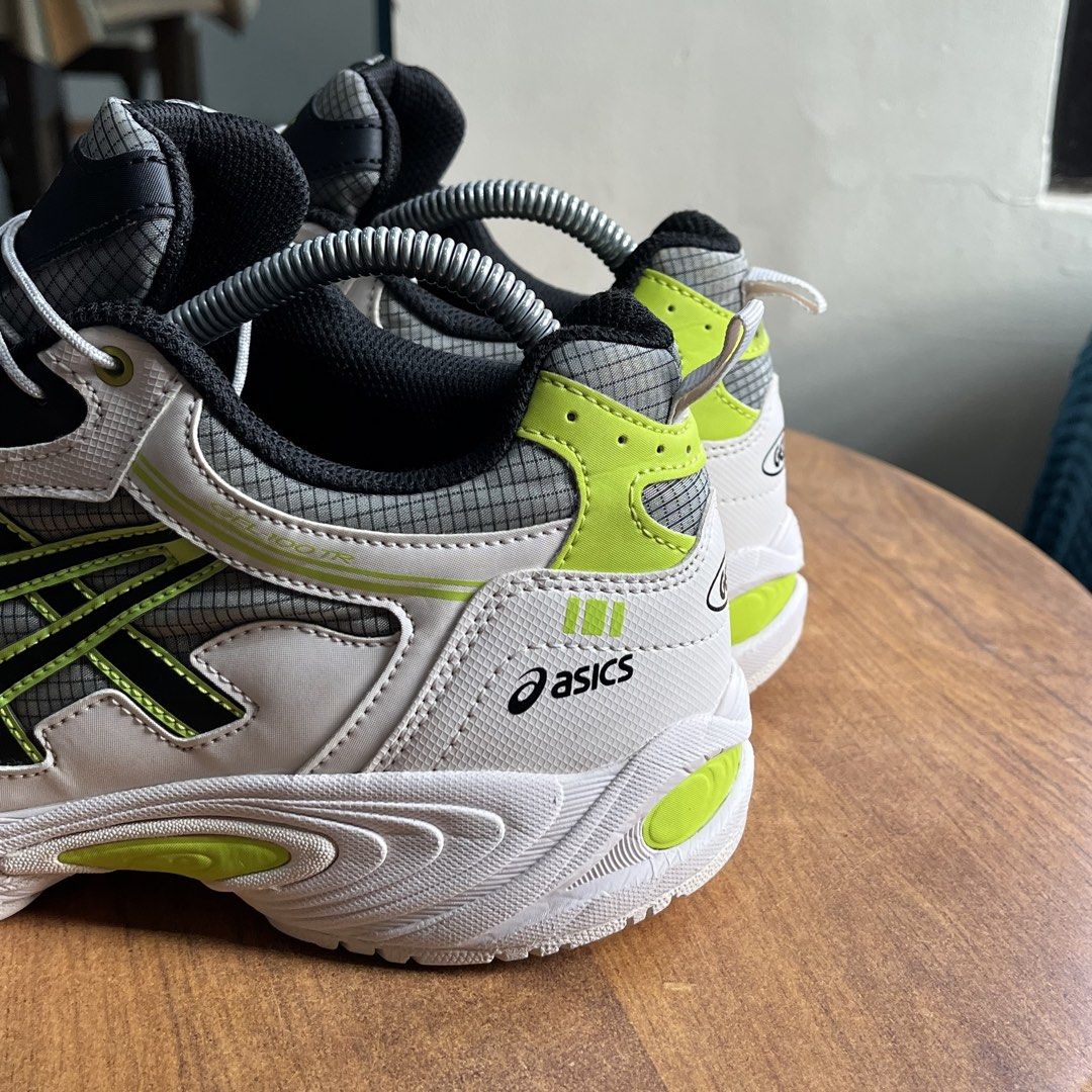 Asics green beige (Category: Sneakers) located in Polomolok. Submitted by thriftyl (Listing ID 1459553215, Image 2). Description: .